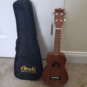 Amahi Mahogany Soprano Ukulele with case